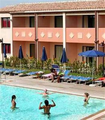 фото отеля Hotel Club Baja Bianca San Teodoro