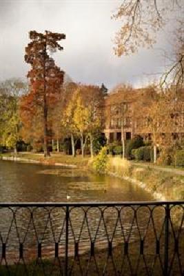 фото отеля Les Etangs de Corot