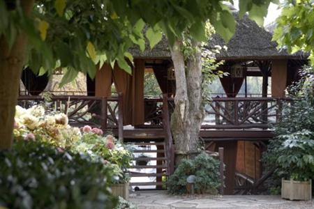 фото отеля Les Etangs de Corot