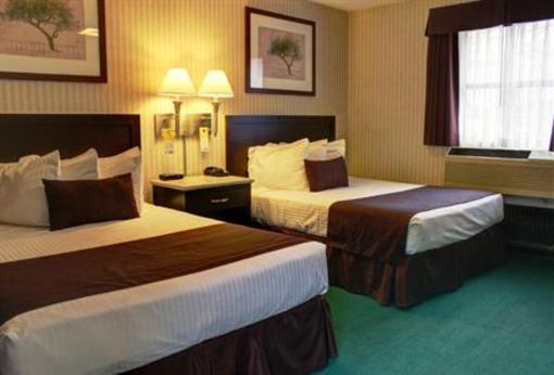 фото отеля Days Inn Vancouver Metro