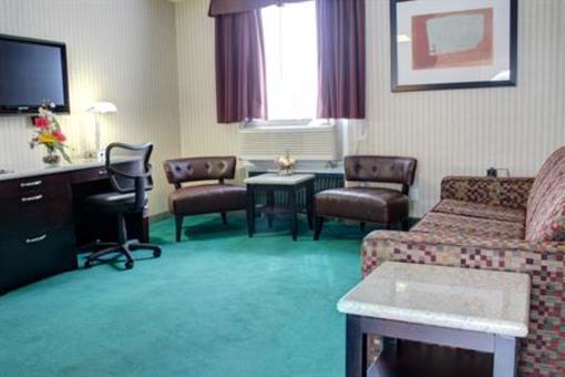 фото отеля Days Inn Vancouver Metro