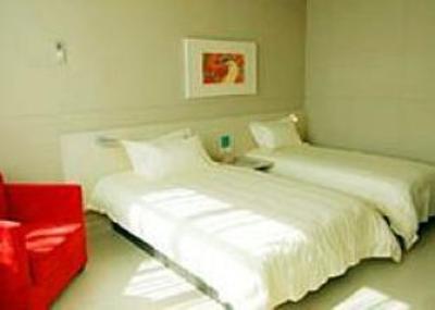 фото отеля Jinjiang Inn Zibo Liuquan Road