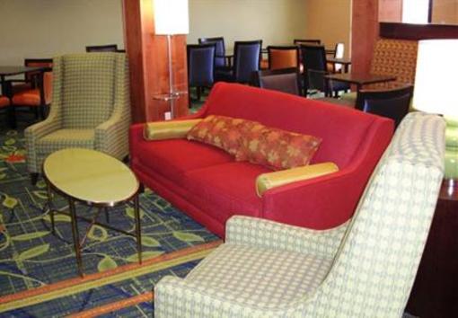 фото отеля Fairfield Inn & Suites Santa Maria