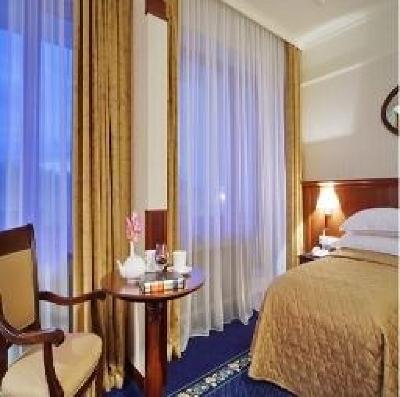 фото отеля Mistral Hotel and Spa
