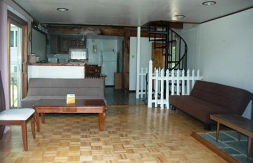 фото отеля Channel Waterfront Cottages