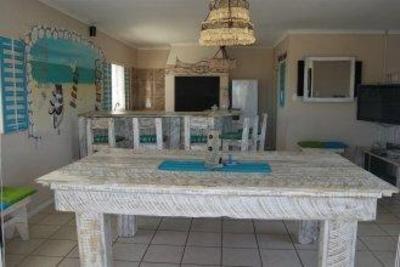 фото отеля Beach House on Fairway