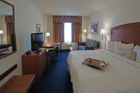фото отеля Hampton Inn and Suites Denver-Cherry Creek
