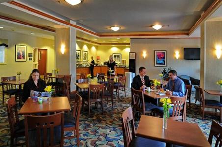 фото отеля Hampton Inn and Suites Denver-Cherry Creek