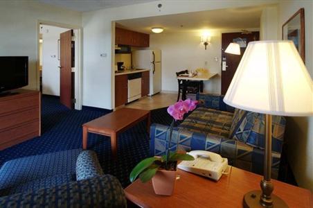 фото отеля Hampton Inn and Suites Denver-Cherry Creek