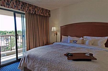 фото отеля Hampton Inn and Suites Denver-Cherry Creek