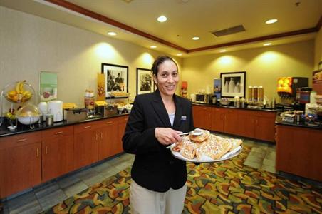 фото отеля Hampton Inn and Suites Denver-Cherry Creek