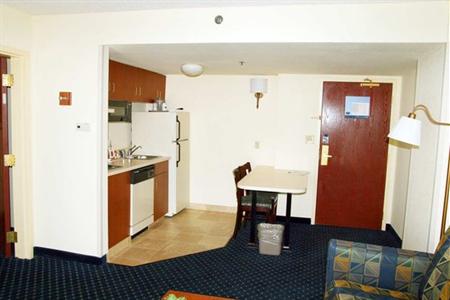 фото отеля Hampton Inn and Suites Denver-Cherry Creek