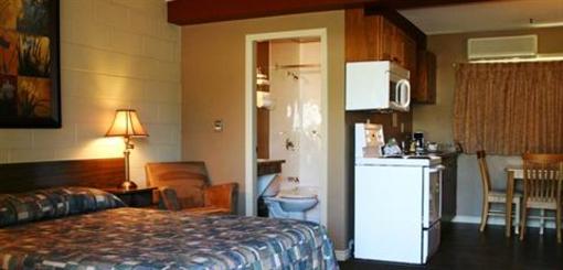 фото отеля Arbutus Grove Motel