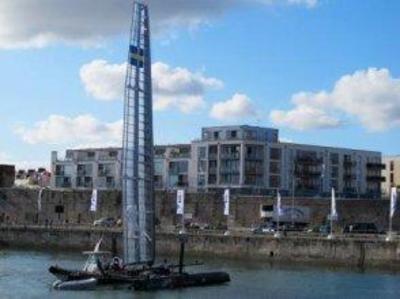 фото отеля Plymouth Serviced Holiday Apartment- Phoenix Quay