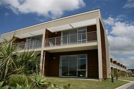 фото отеля Oceans Resort Whitianga