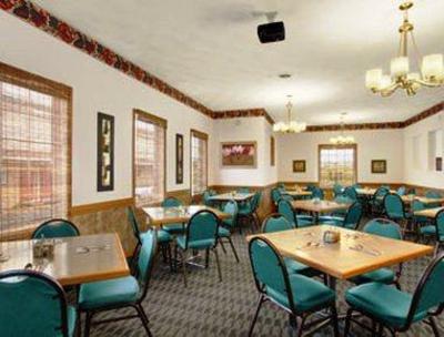 фото отеля Knights Inn Woodstock