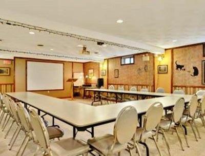 фото отеля Knights Inn Woodstock