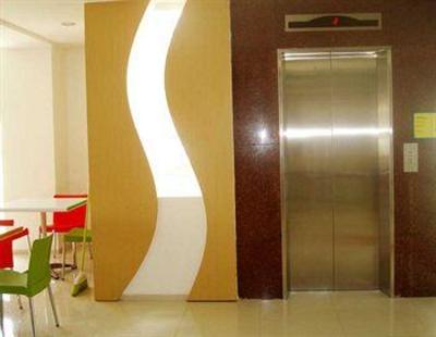 фото отеля Dewarna Hotels Sutoyo