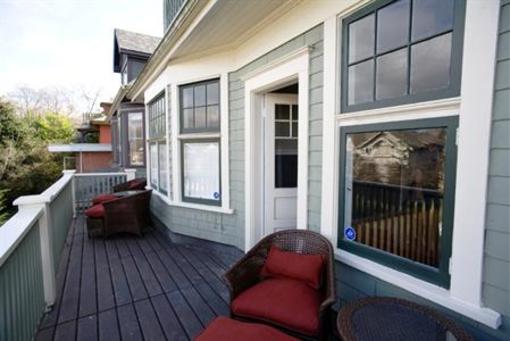 фото отеля Bee and Thistle Guest House