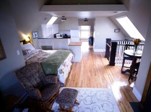 фото отеля Bee and Thistle Guest House