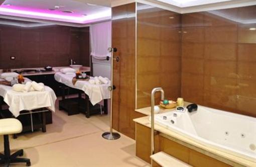 фото отеля Amerian Hotel Casino Carlos V