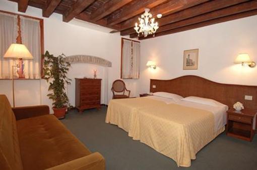 фото отеля Hotel Casanova Venice