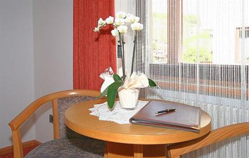 фото отеля Garni Hotel Rezia