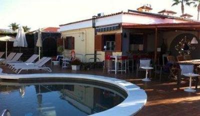 фото отеля Rainbow Golf Bungalows, Gay Boutique Resort