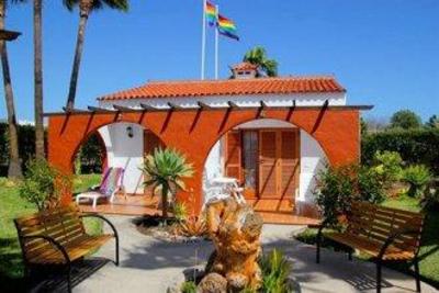 фото отеля Rainbow Golf Bungalows, Gay Boutique Resort