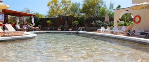 фото отеля Rainbow Golf Bungalows, Gay Boutique Resort