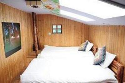 фото отеля Swallow's Nest Hostel