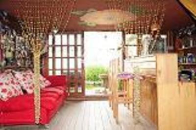 фото отеля Swallow's Nest Hostel