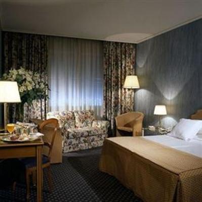 фото отеля Grand Hotel Oriente
