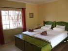 фото отеля Damara Mopana Lodge Damaraland