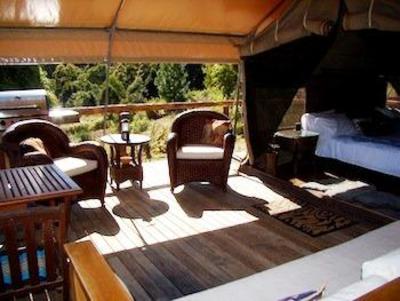 фото отеля Silk Pavilions Bed & Breakfast Mt Burrell