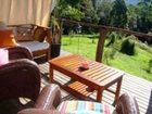 фото отеля Silk Pavilions Bed & Breakfast Mt Burrell