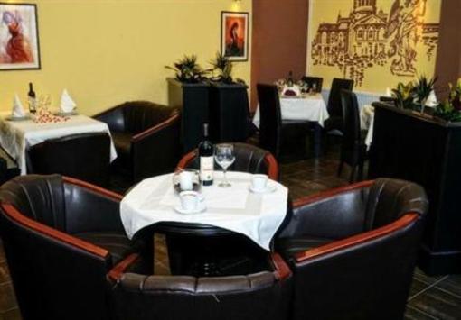 фото отеля Garni Hotel Hamburg
