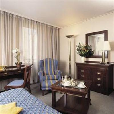 фото отеля Grand Hotel De Solesmes