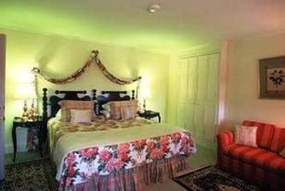 фото отеля William Seward Inn