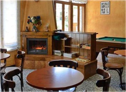 фото отеля Hostal Apolo XI