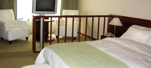 фото отеля Rayentray Hotel