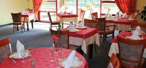 фото отеля Logis Ad Nevez Lucotel Hotel Lanvollon