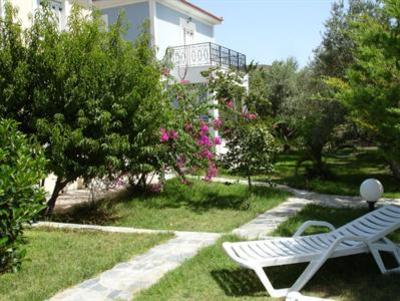 фото отеля Dryoussa Apartments Pythagoreio