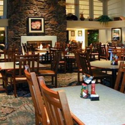 фото отеля Embassy Suites Flagstaff