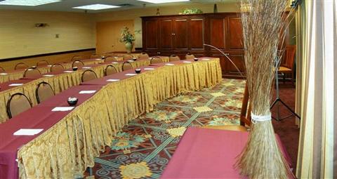 фото отеля Embassy Suites Flagstaff
