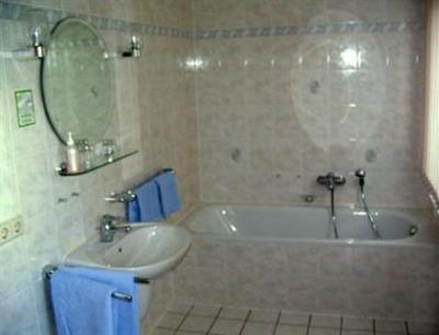 фото отеля Hotel Karolin