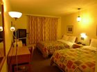 фото отеля Colonial Motel