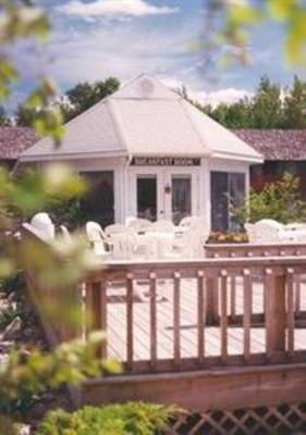 фото отеля Country Hearth Inn & Suites Mackinaw City
