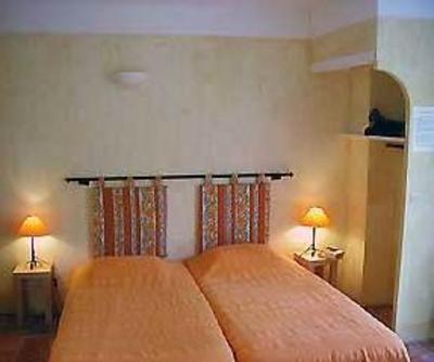 фото отеля Mas De L'Hermitage Guesthouse Figanieres