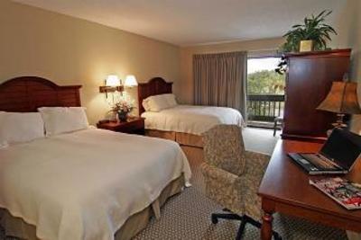 фото отеля Shem Creek Inn